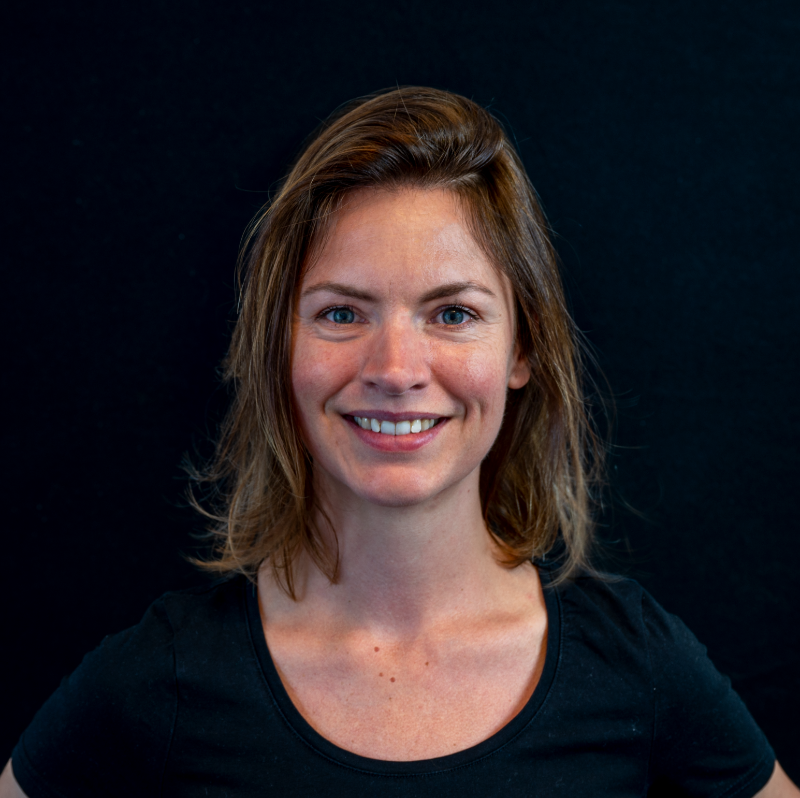 Portretfoto van Marieke van Assem.